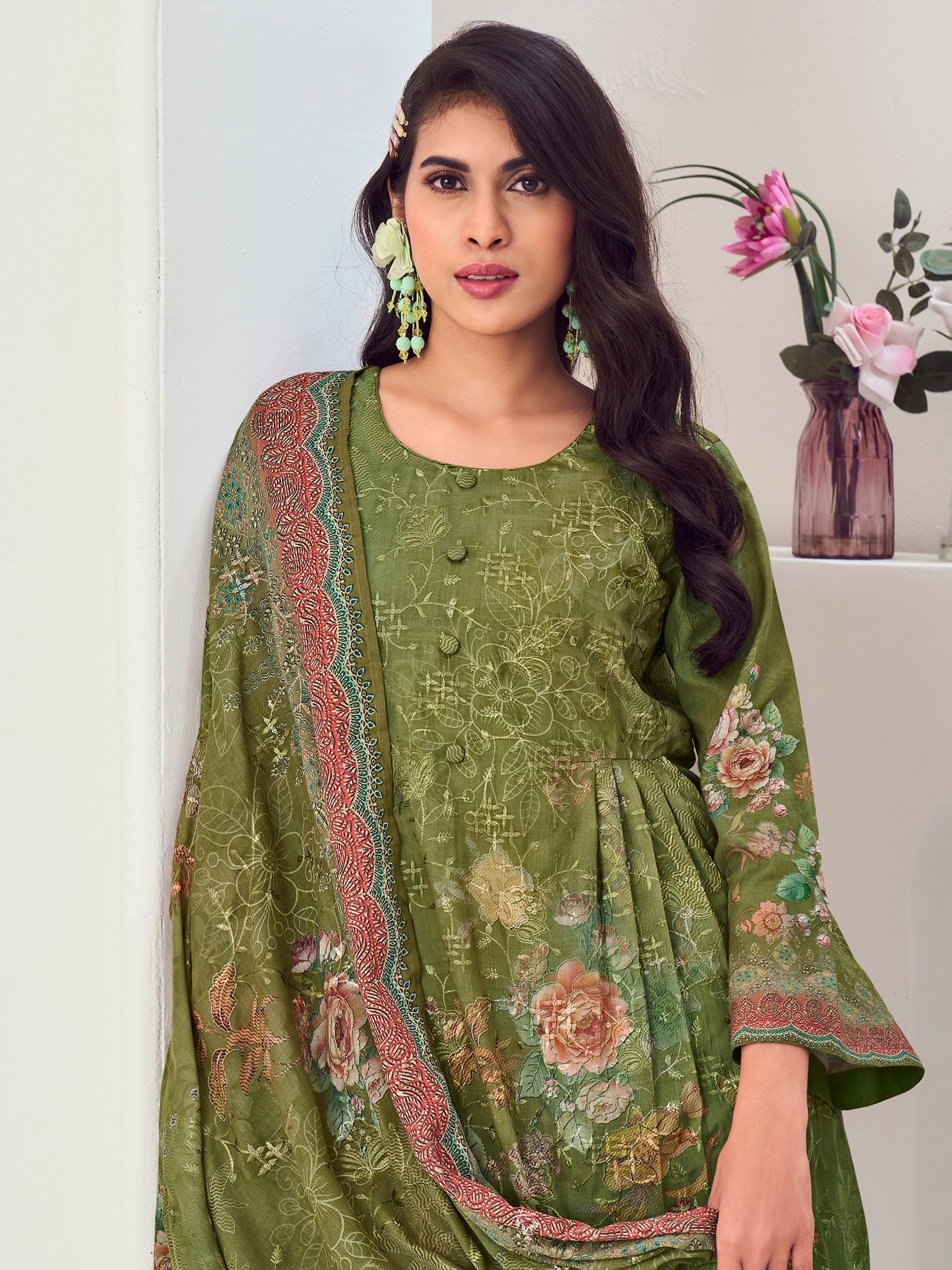Green Muslin Embroidered Indian Suit | Floral Digital Print with Resham Thread Work & Sequin