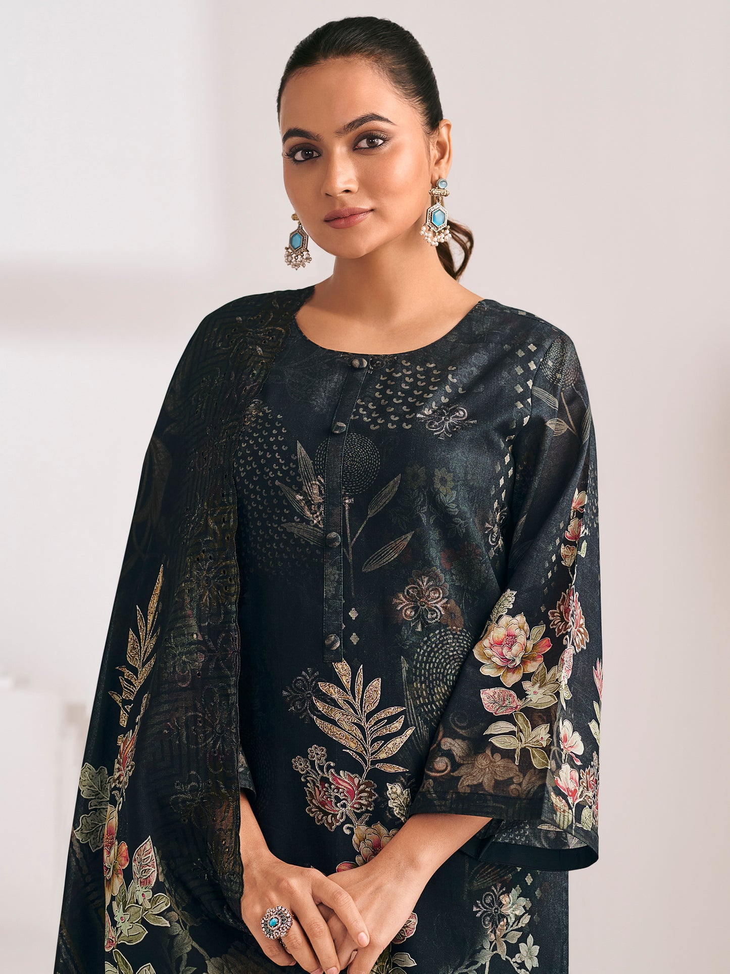 Black Lawn Cotton Digital Print Suit | Floral Design with Resham Thread Work| Unstitched Fabric