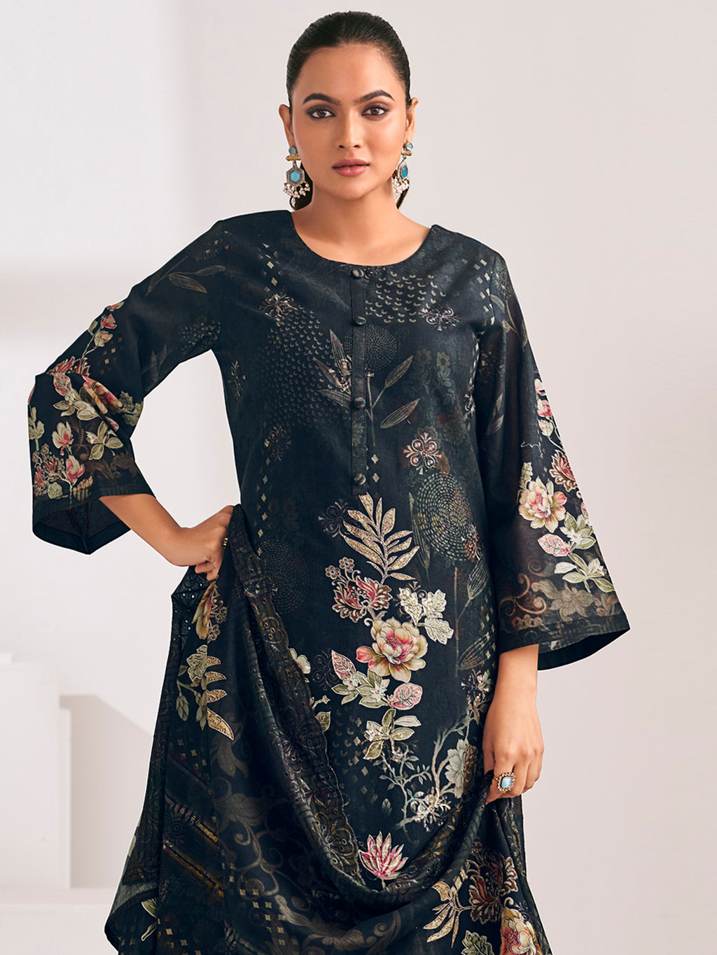 Black Lawn Cotton Digital Print Suit | Floral Design with Resham Thread Work