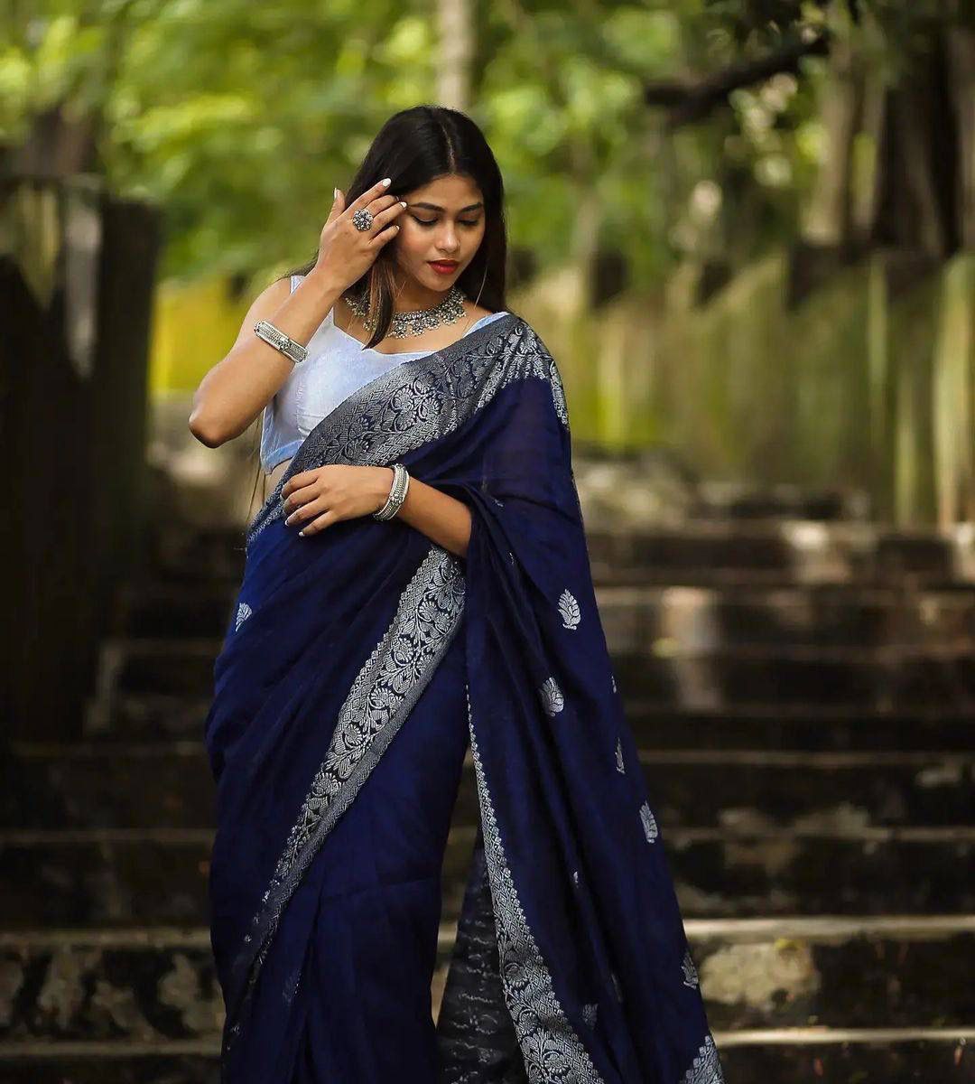 Navy Blue Silver Soft Lichi Silk Saree | Rich Pallu & Jacquard Work Couture