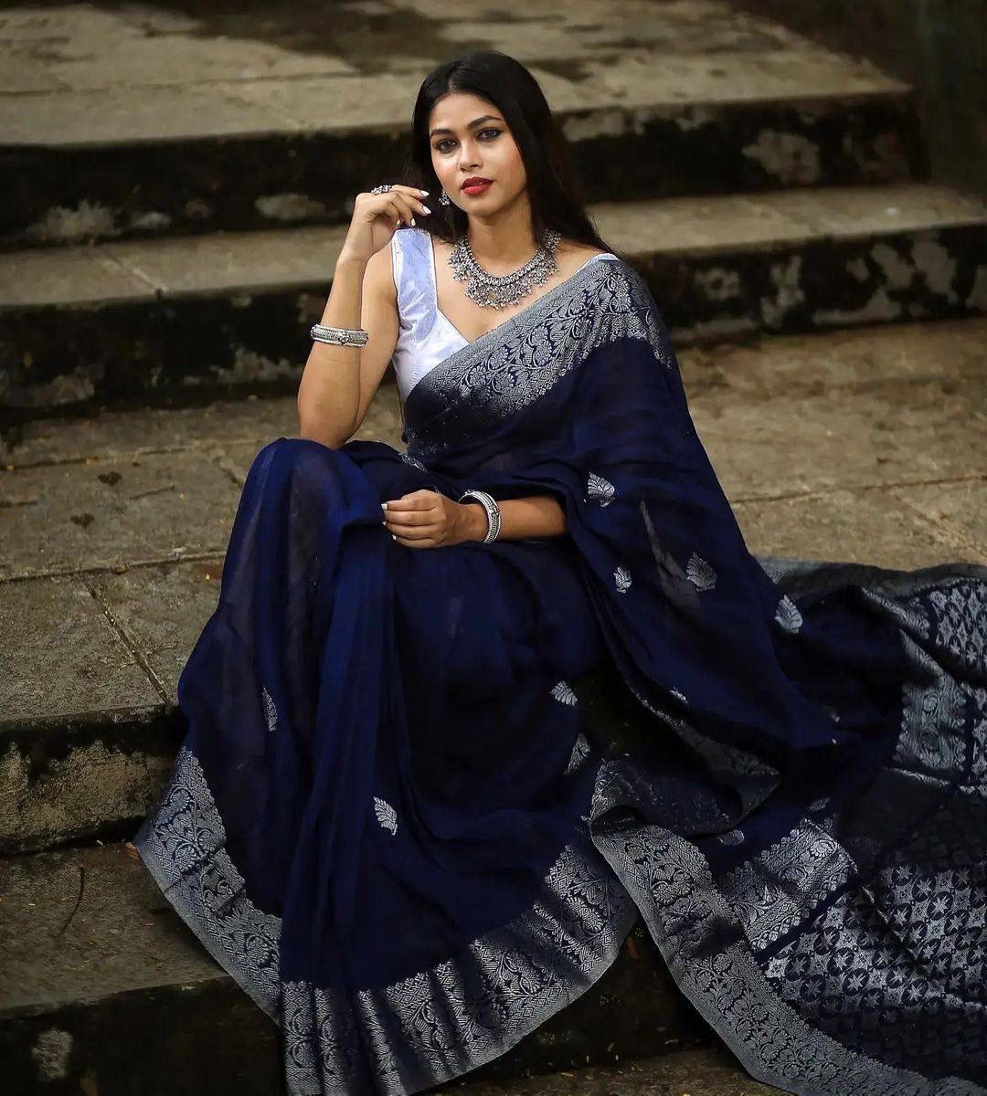 Navy Blue Silver Soft Lichi Silk Saree | Rich Pallu & Jacquard Work Couture