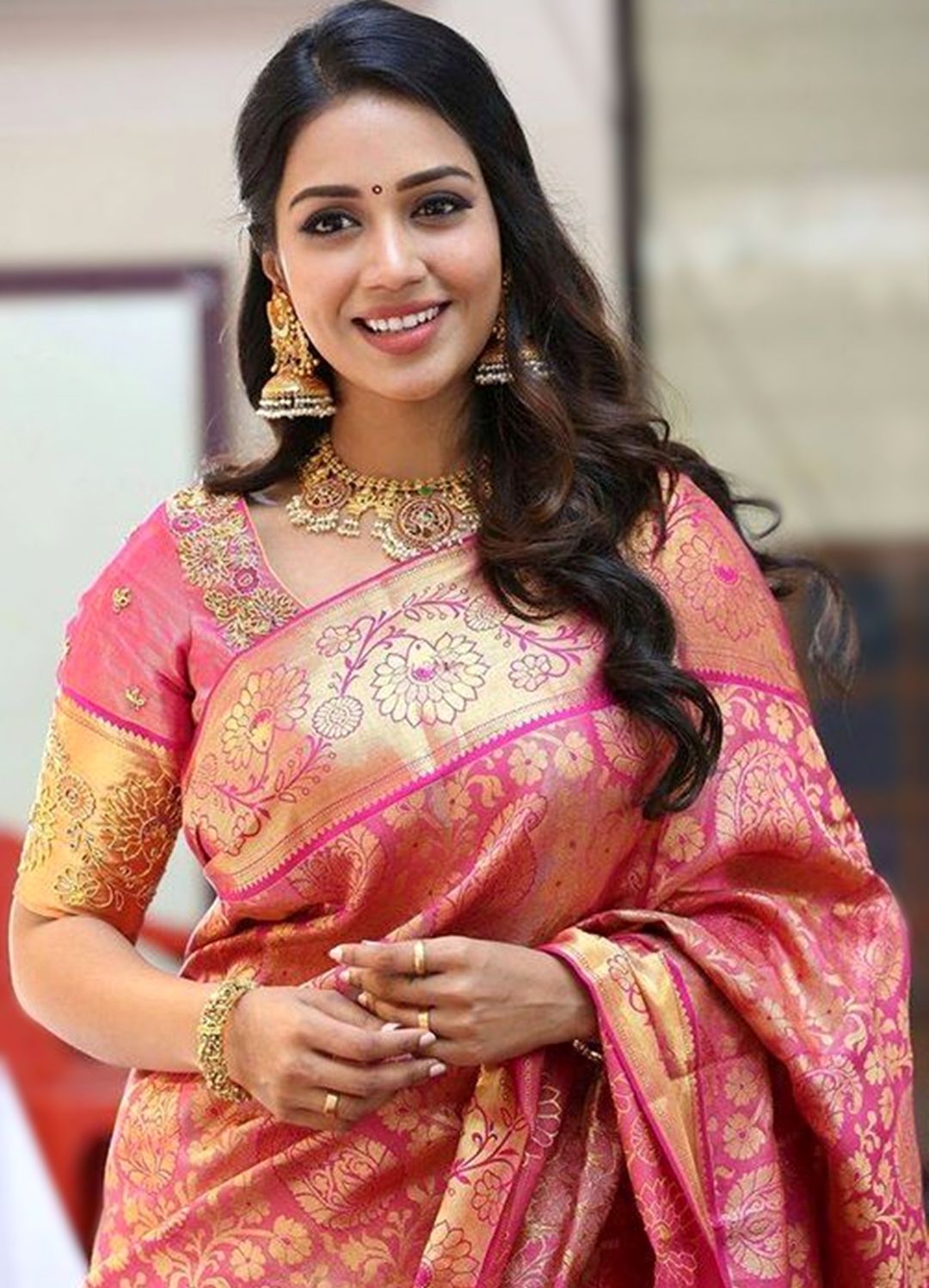 Golden Blush Soft Lichi Silk Saree | Jacquard Border Couture