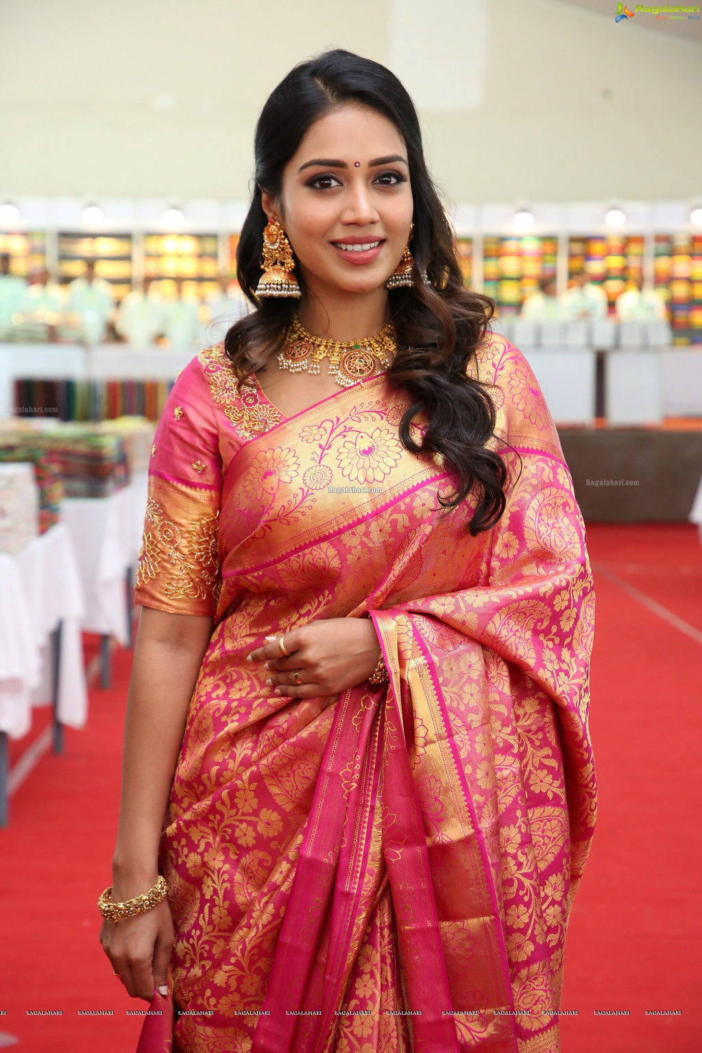 Golden Blush Soft Lichi Silk Saree | Jacquard Border Couture