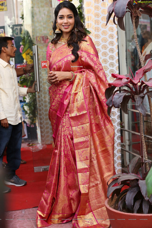 Golden Blush Soft Lichi Silk Saree | Jacquard Border Couture
