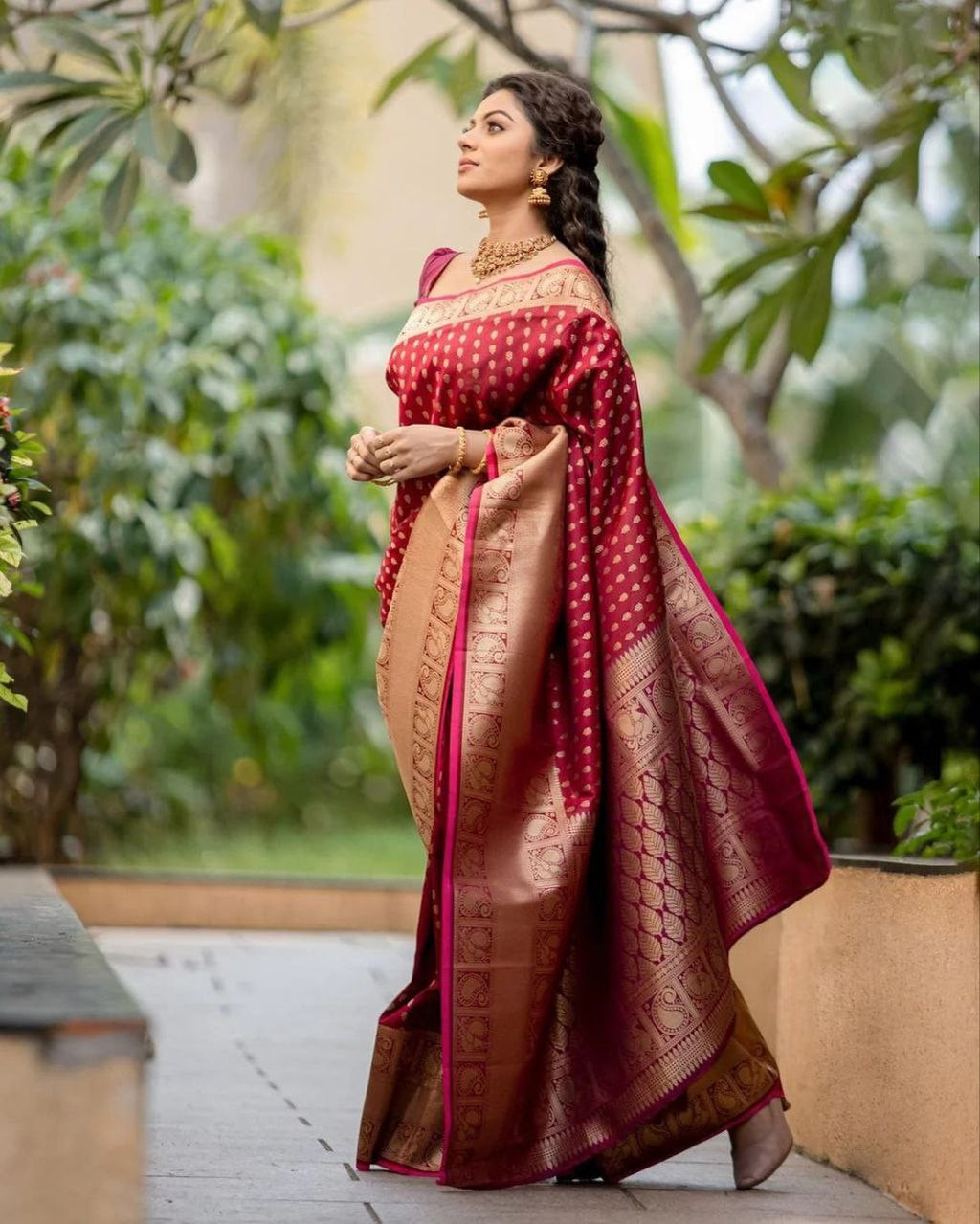 Regal Maroon Soft Lichi Silk Saree | Rich Pallu & Jacquard Work Couture