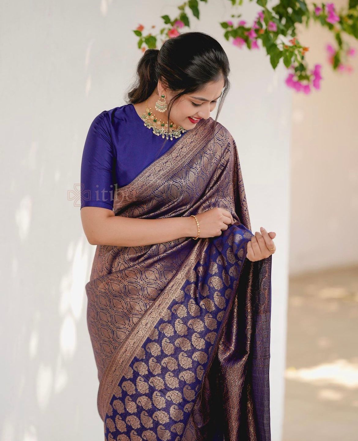 Majestic Navy Blue Soft Lichi Silk Saree | Rich Pallu & Jacquard Work Couture