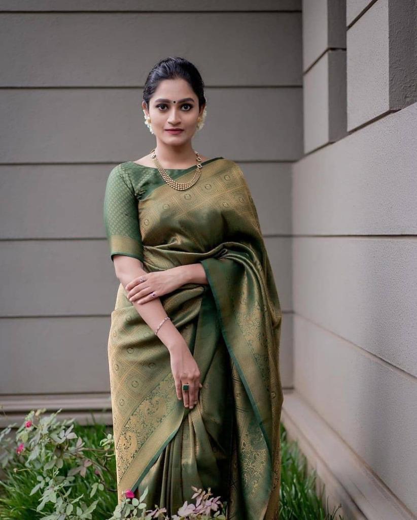 Heritage Green Banarasi Soft Lichi Silk Saree | All Over Work Jacquard Couture