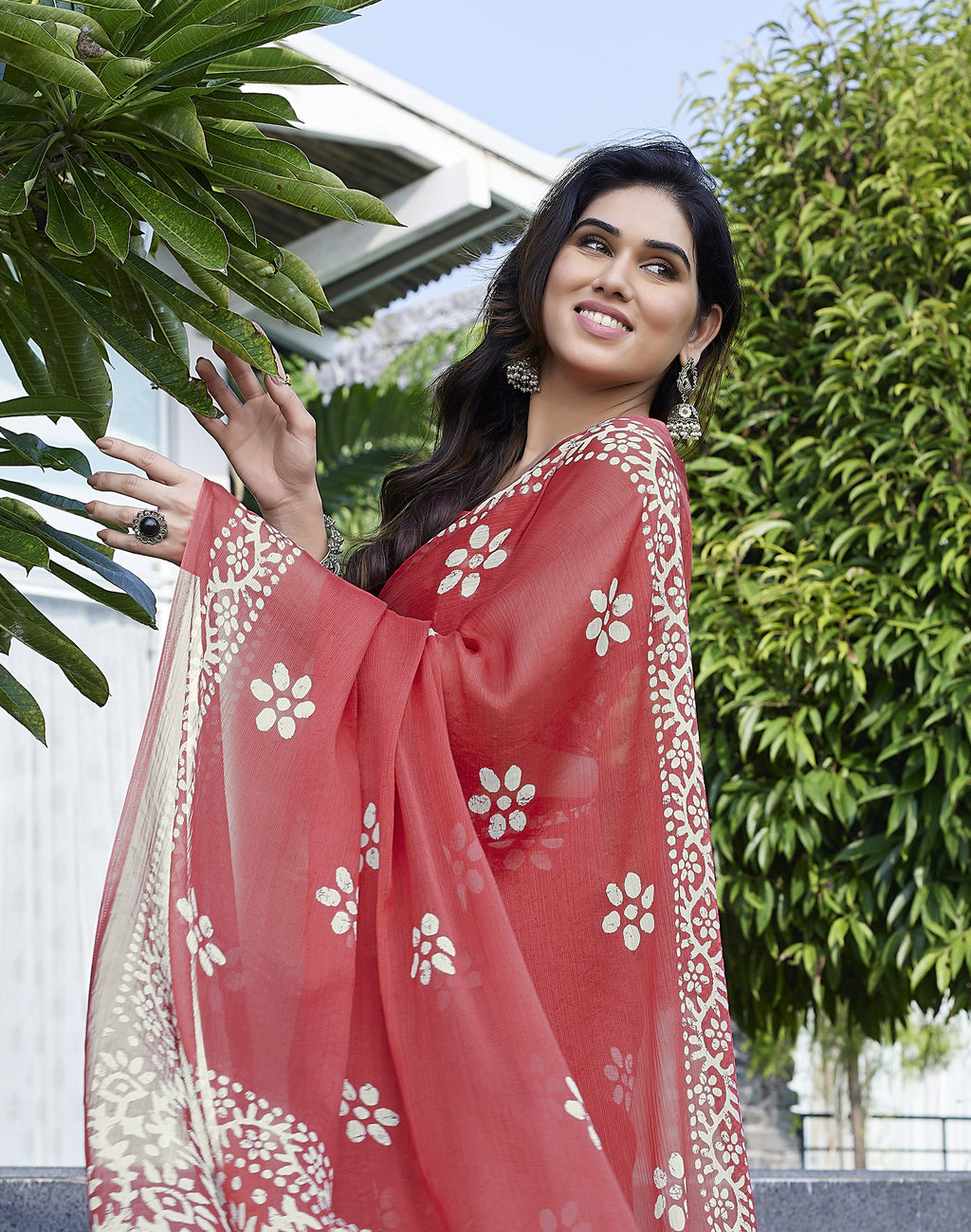 Refreshing Pista Chinon Shiffon Printed Saree | Coordinated Printed Blouse Ensemble