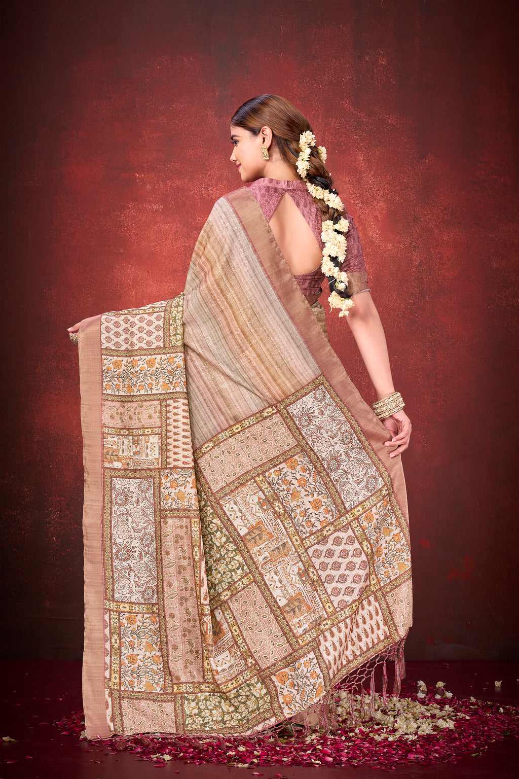 Classic Cream Mulberry Jacquard Silk Saree | Traditional Print with Unstitched Blouse