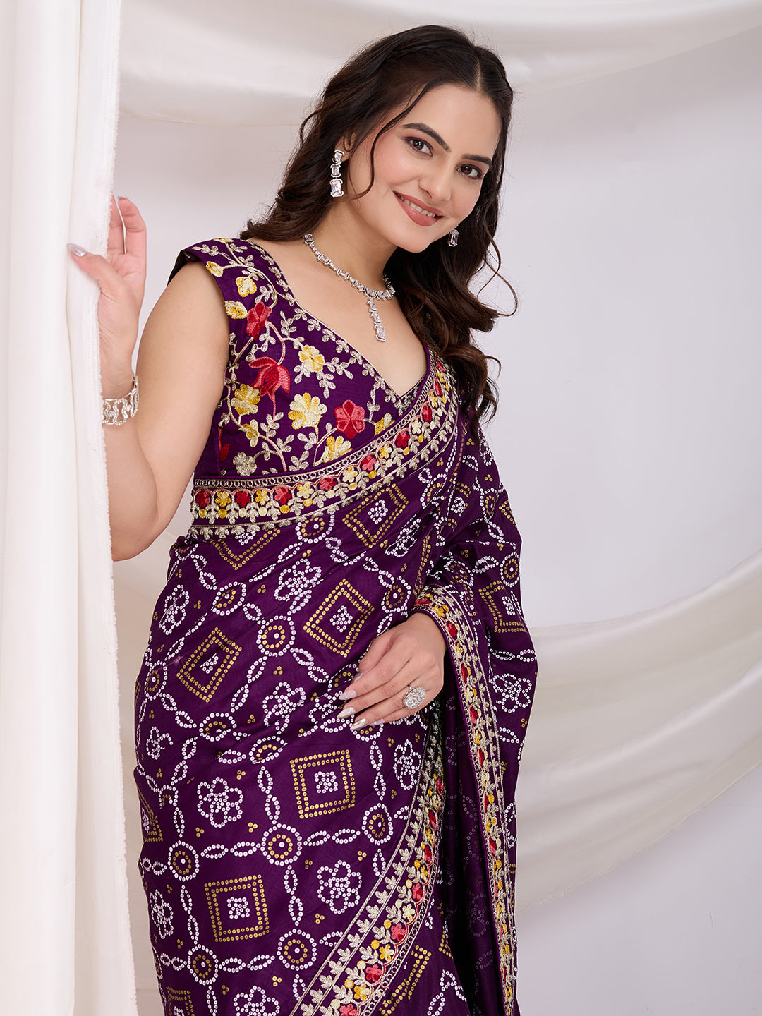 Red Vichitra Silk Festival Saree | Bandhani Printed & Embroidered Splendor