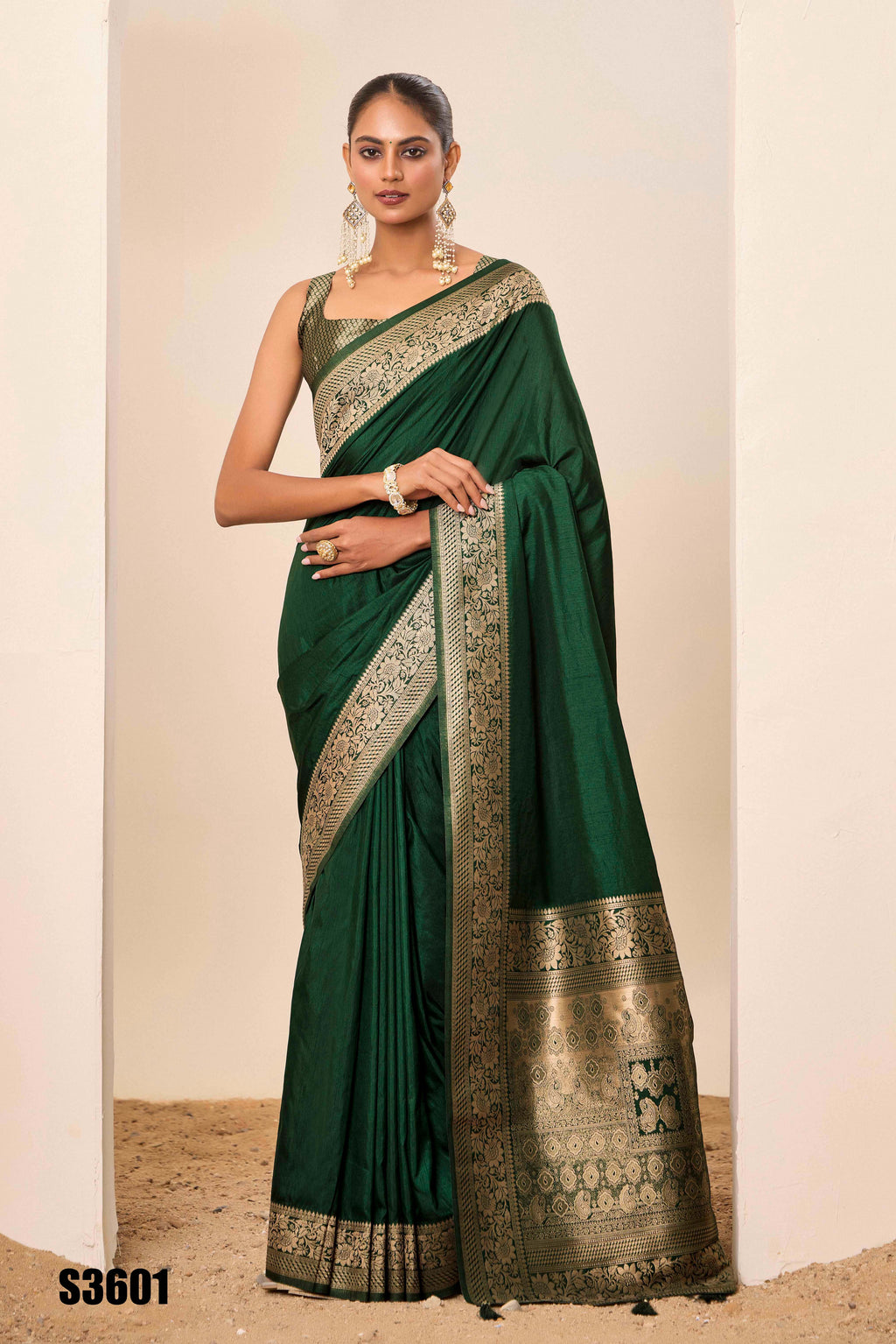 Emerald Green Dolla Silk Party Wear Saree | Wevon Jari Galla Designer Ensemble