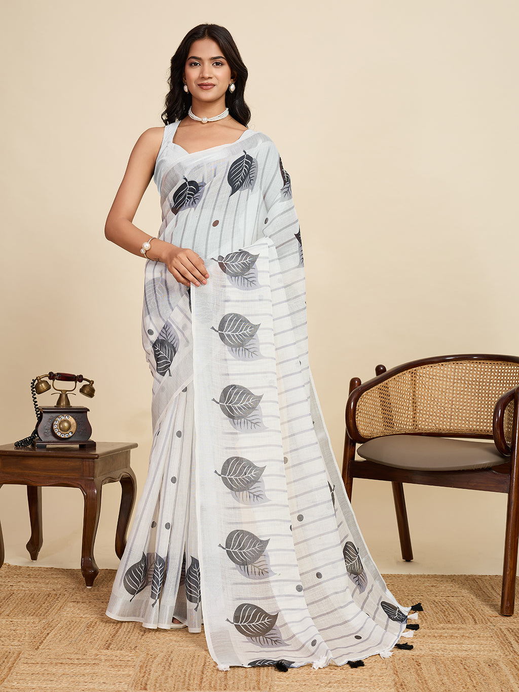Classic Off White Linen Saree | Woven Border & Digital Print Elegance