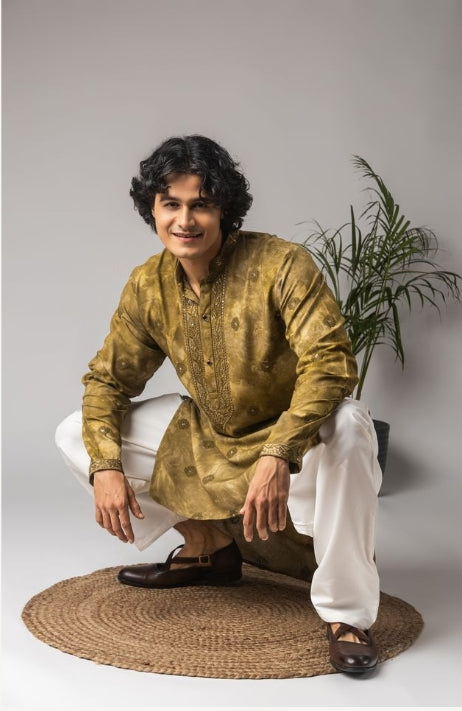 Vibrant Tie Dye Green Rayon Weaved Festive Kurta with Payjama | Intricate Handwoven Motifs