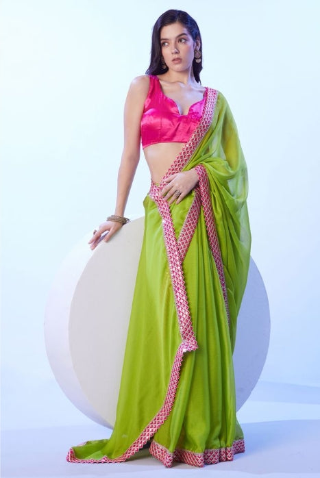 Lush Green Moss Saree | Contrast Pink Art Silk Blouse with Lace Embellishments